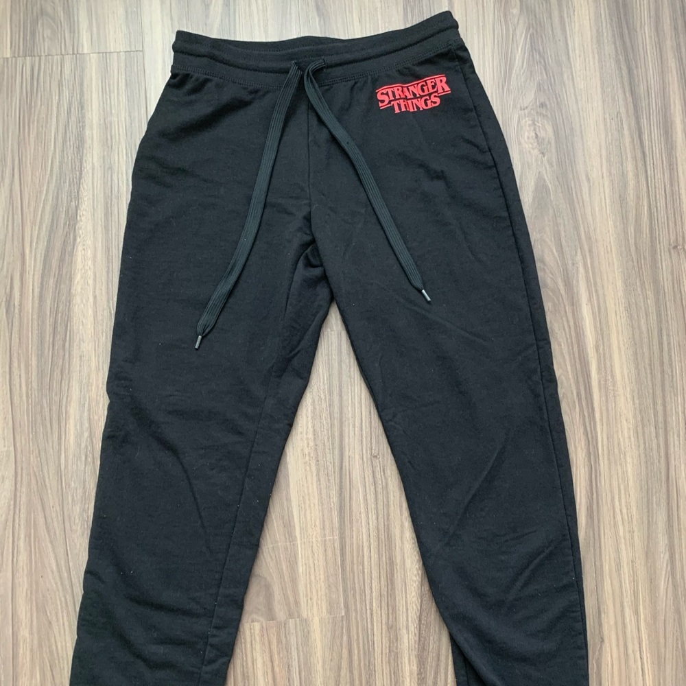 🧸Stranger Things Joggers🧸